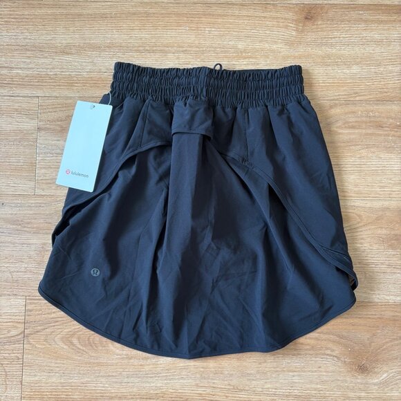 Lululemon Athletic Hotty Hot High Rise Skirt Long Black NWT Women’s Size 4 - Picture 2 of 9